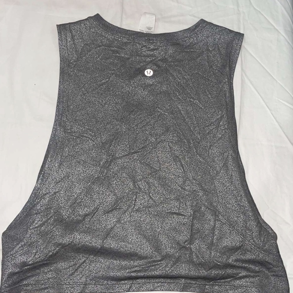 cropped lulu tank top